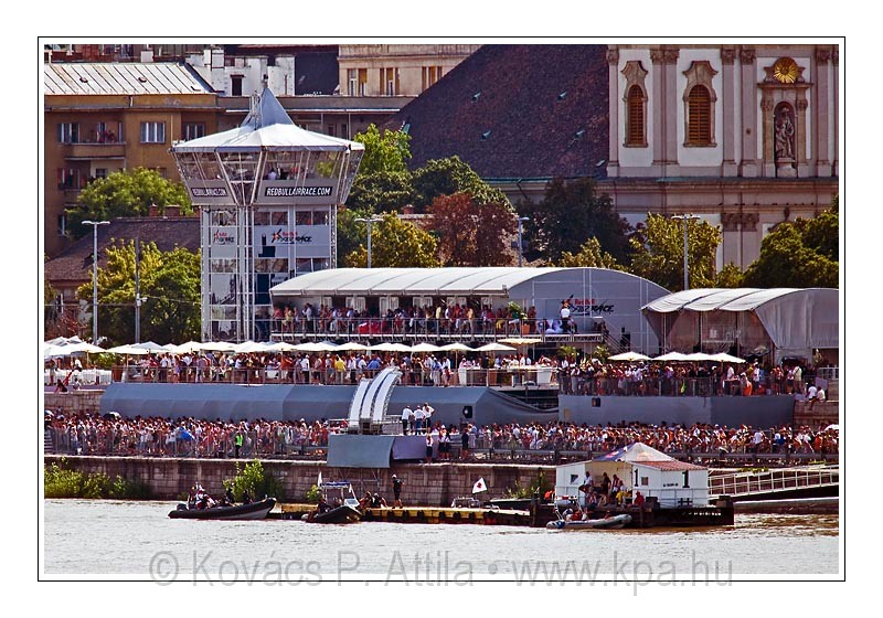 Red Bull Air Race Budapest 0007.jpg